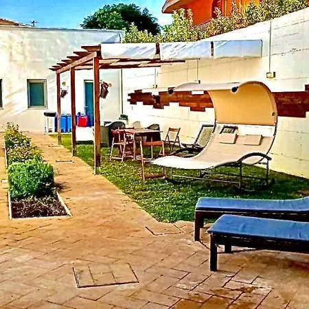 Borghetto Mediterraneo Aparthotel *